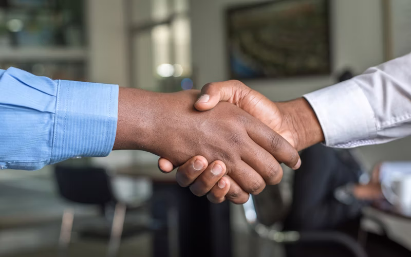 Car buying and selling services